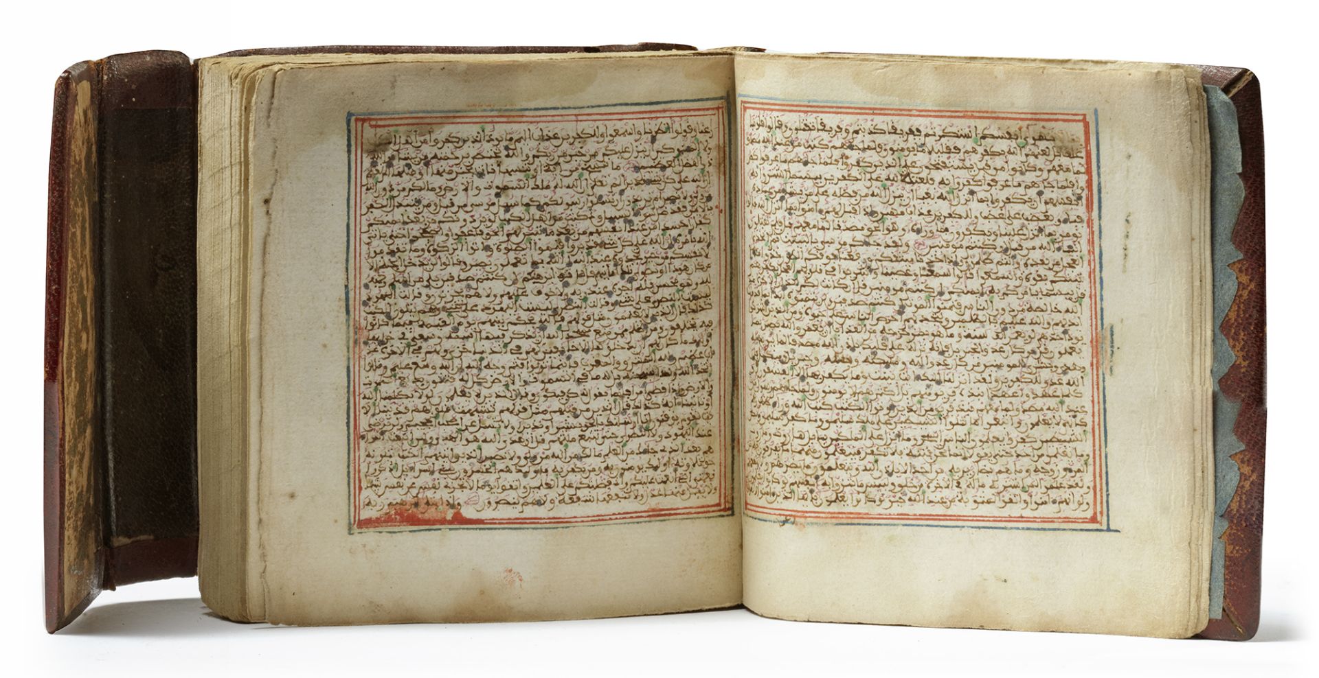 AN ILUMINATED MINIATURE COLLECTION QURAN, INCLUDING DALAAIL U’L KHAYRAAT WA SHAWAARIQ U’L ANWAAR,‘AB - Bild 3 aus 5