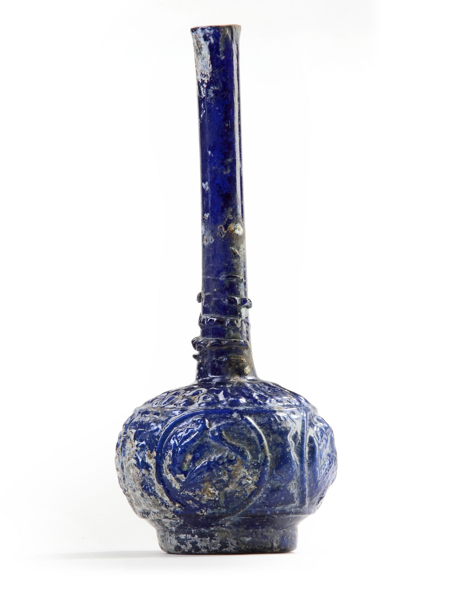 A BLUE GLASS SPRINKLER, PERSIA, 9TH-10TH CENTURY - Bild 2 aus 5