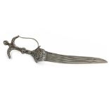 AN INDIAN STEEL DAGGER (CHILANUM), INDIA, 17TH CENTURY