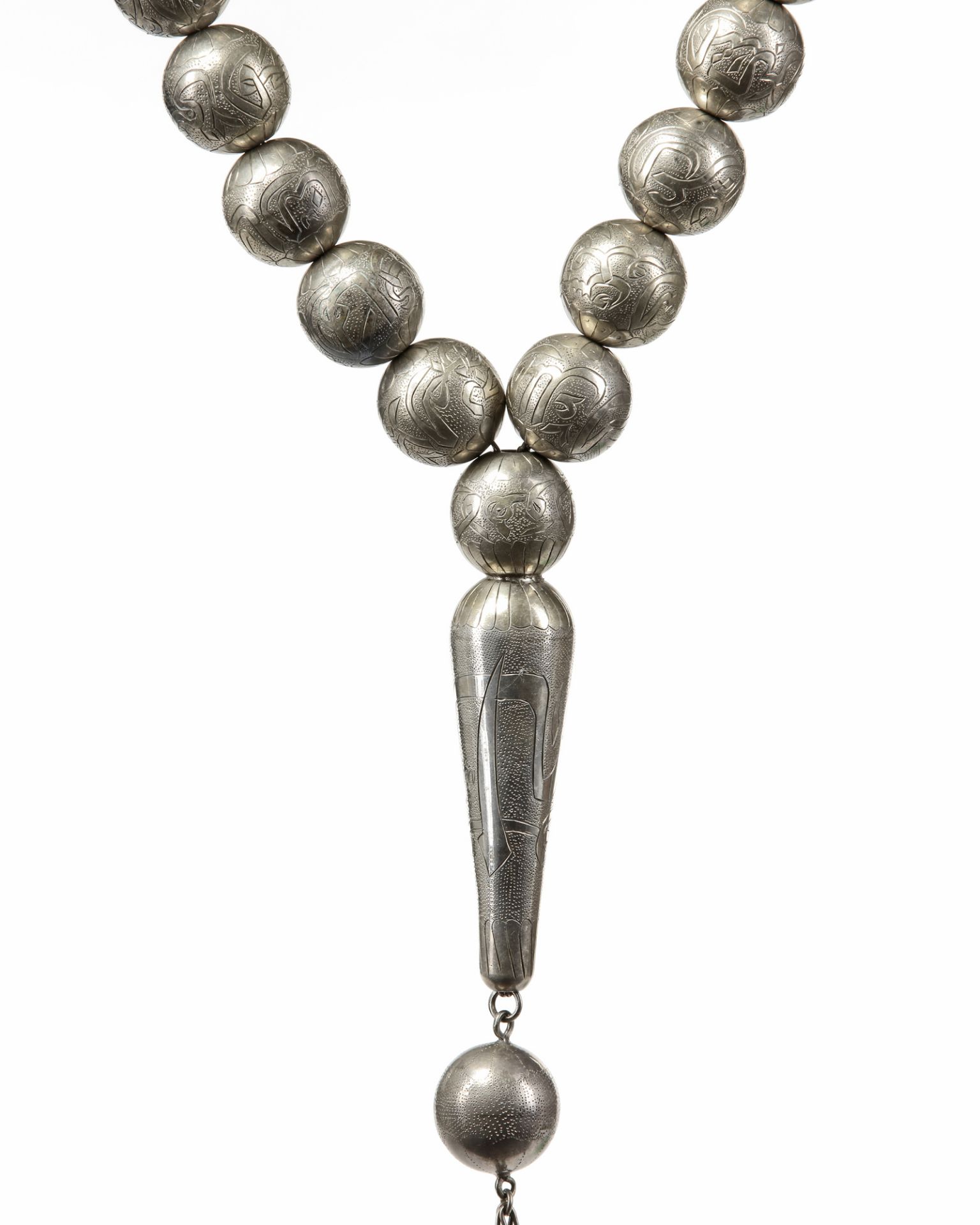 LARGE OTTOMAN SILVER PRAYER BEADS, LATE 19TH CENTURY - Image 9 of 12