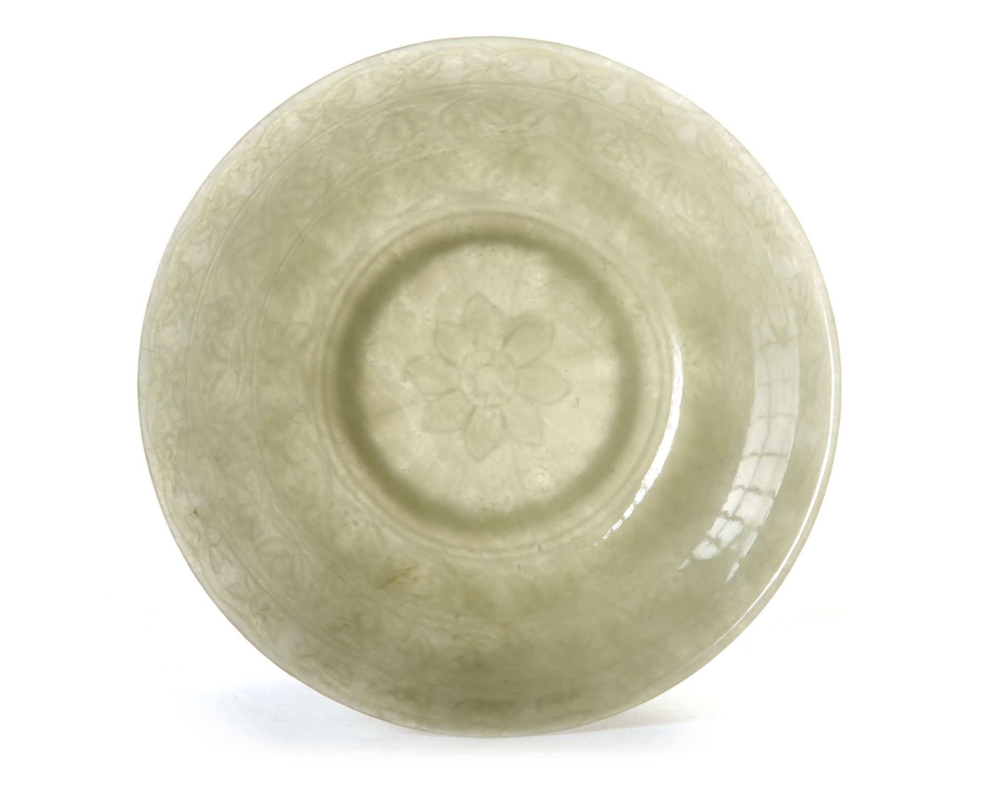 A CELADON JADE MUGHAL-STYLE BOWL, 17TH CENTURY - Image 10 of 10