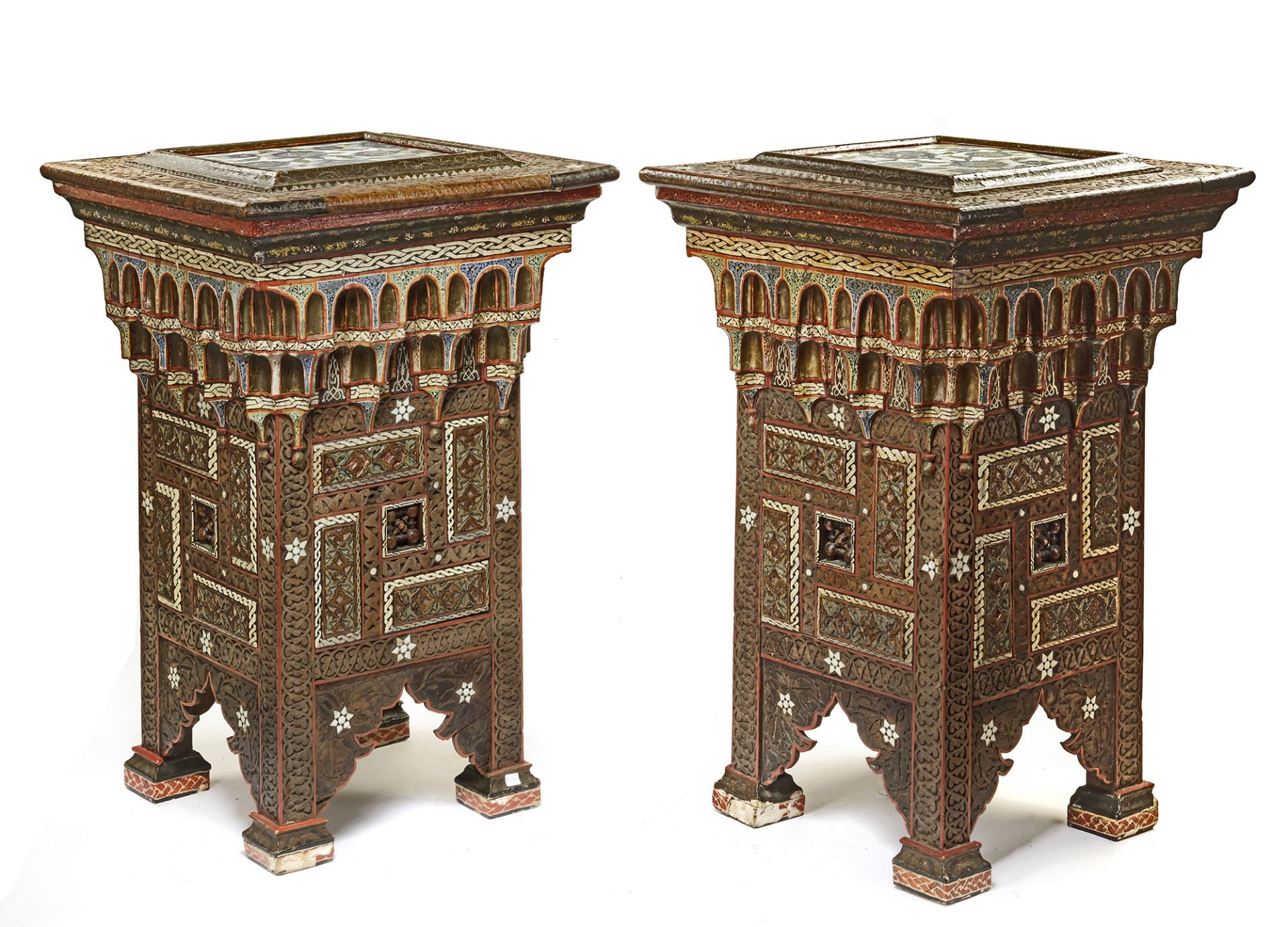 A PAIR OF DAMASCUS BONE-INLAID PAINTED WOOD PLANT STANDS INLAID WITH DAMASCUS POTTERY TILES, SYRIA, - Image 5 of 10