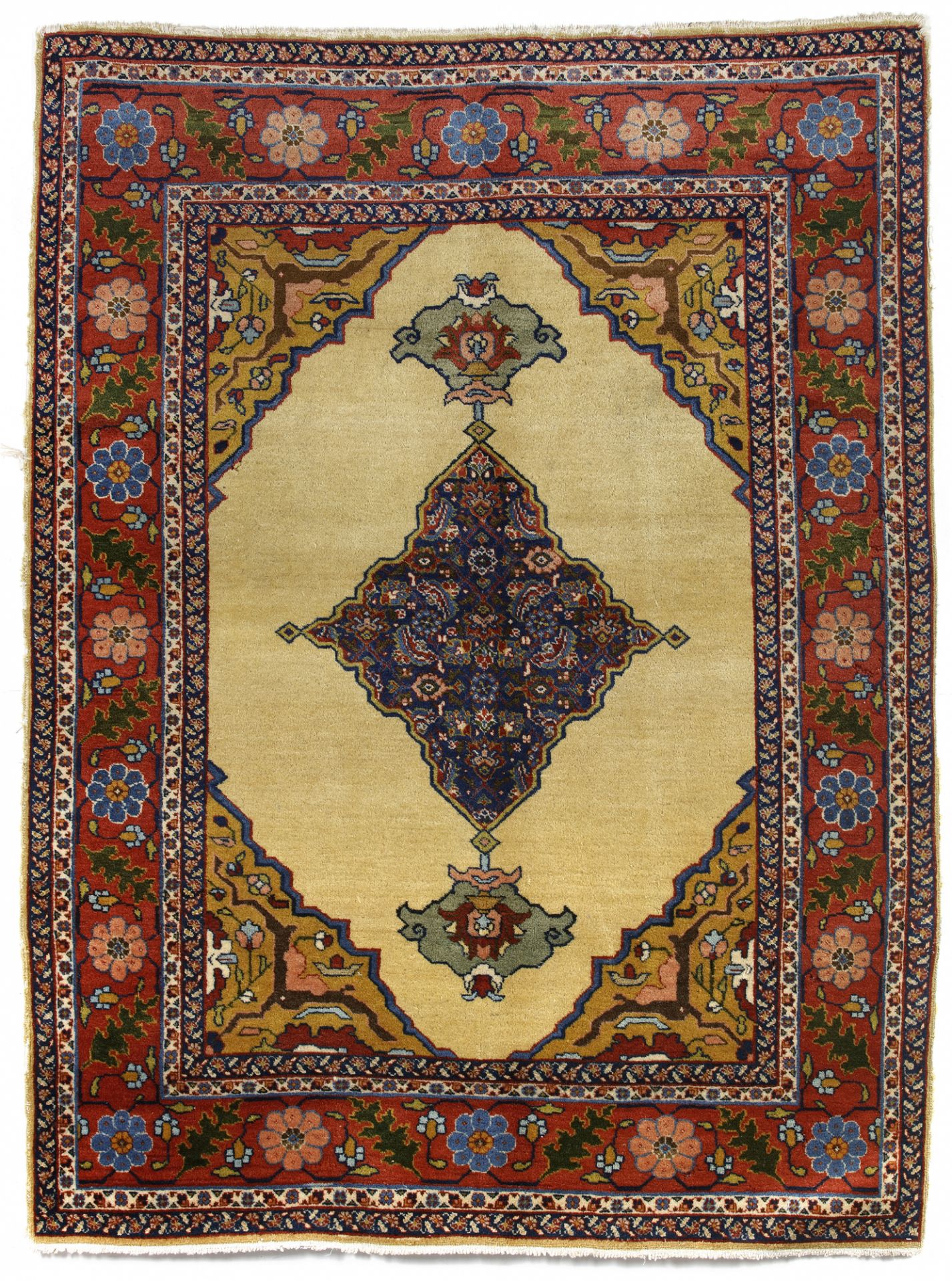 A BIDJAR MEDAILLON RUG, CIRCA 1910