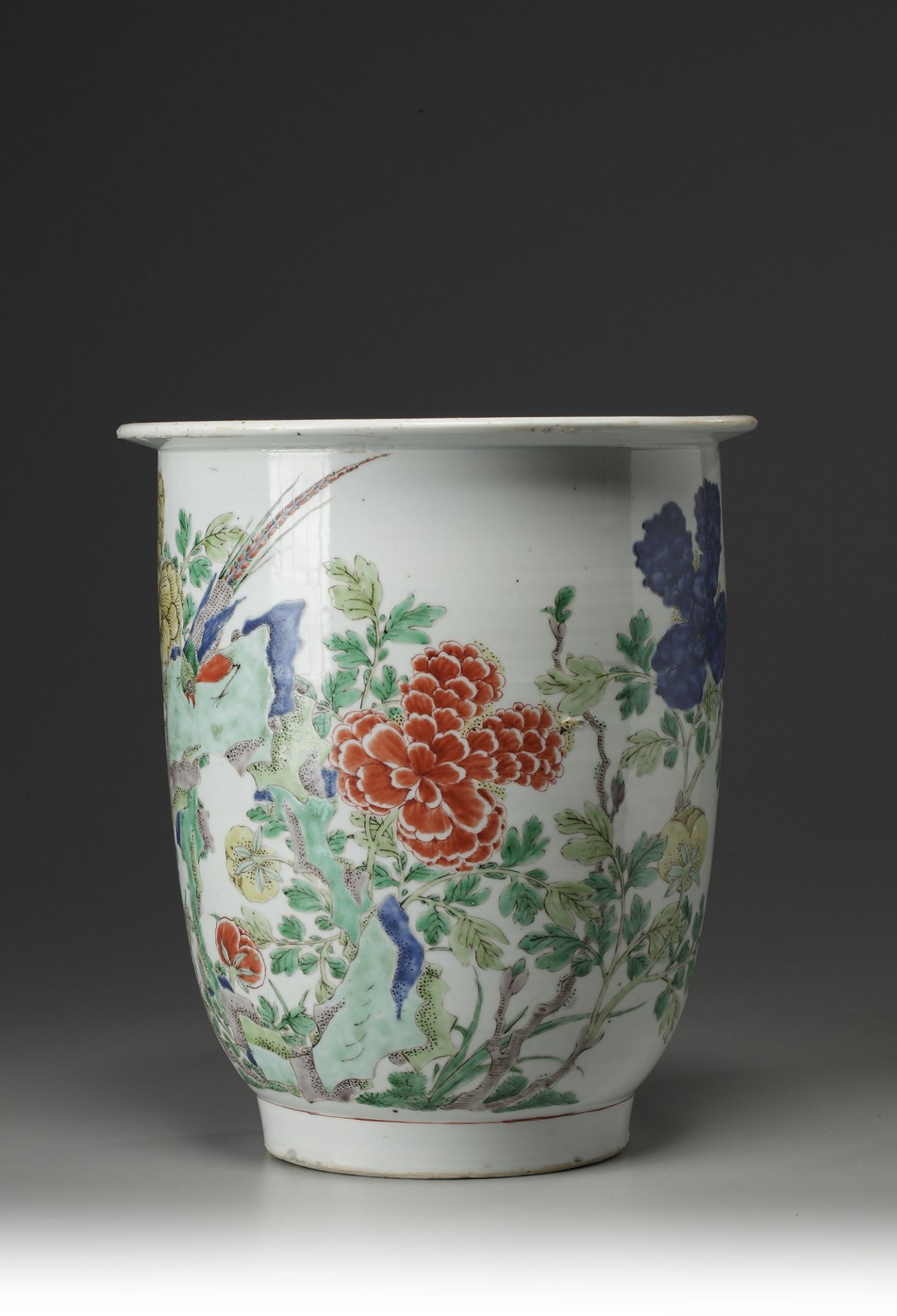 A CHINESE FAMILLE VERTE JARDINIERE, KANGXI PERIOD (1662-1722) - Bild 2 aus 6