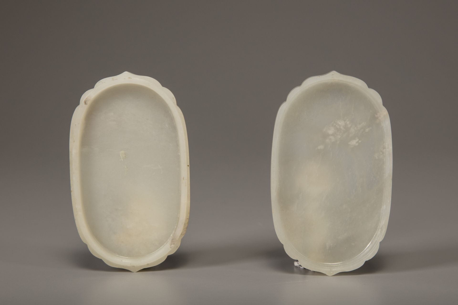 A CHINESE WHITE JADE BOX AND COVER, 18TH CENTURY - Image 4 of 9