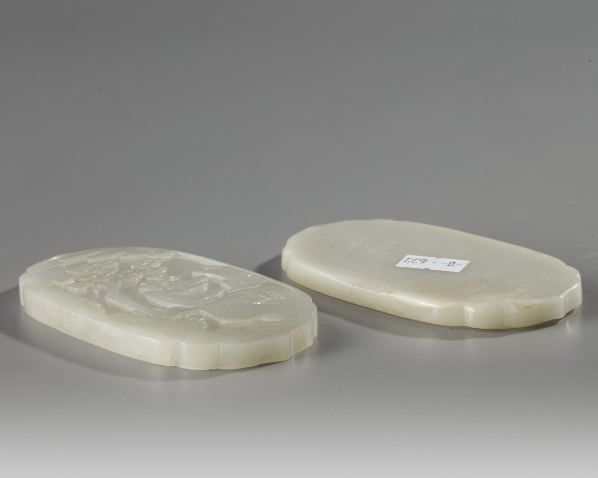 A CHINESE WHITE JADE BOX AND COVER, 18TH CENTURY - Image 9 of 9