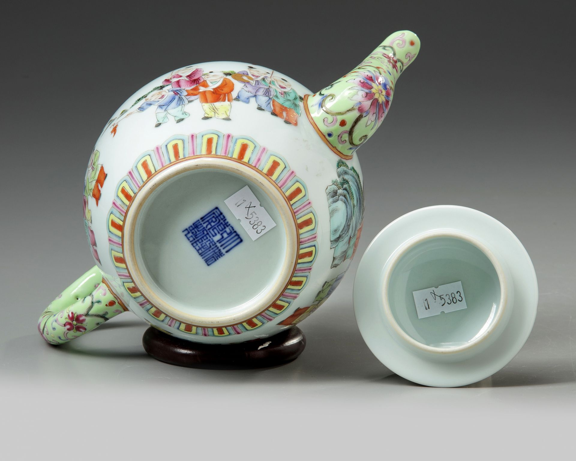 A CHINESE FAMILLE ROSE 'BOYS' TEAPOT AND COVER, 19TH-20TH CENTURY - Image 5 of 6