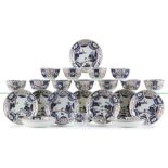 A SET OF TWELVE CHINESE IMARI CUPS AND SAUCERS,18TH CENTURY