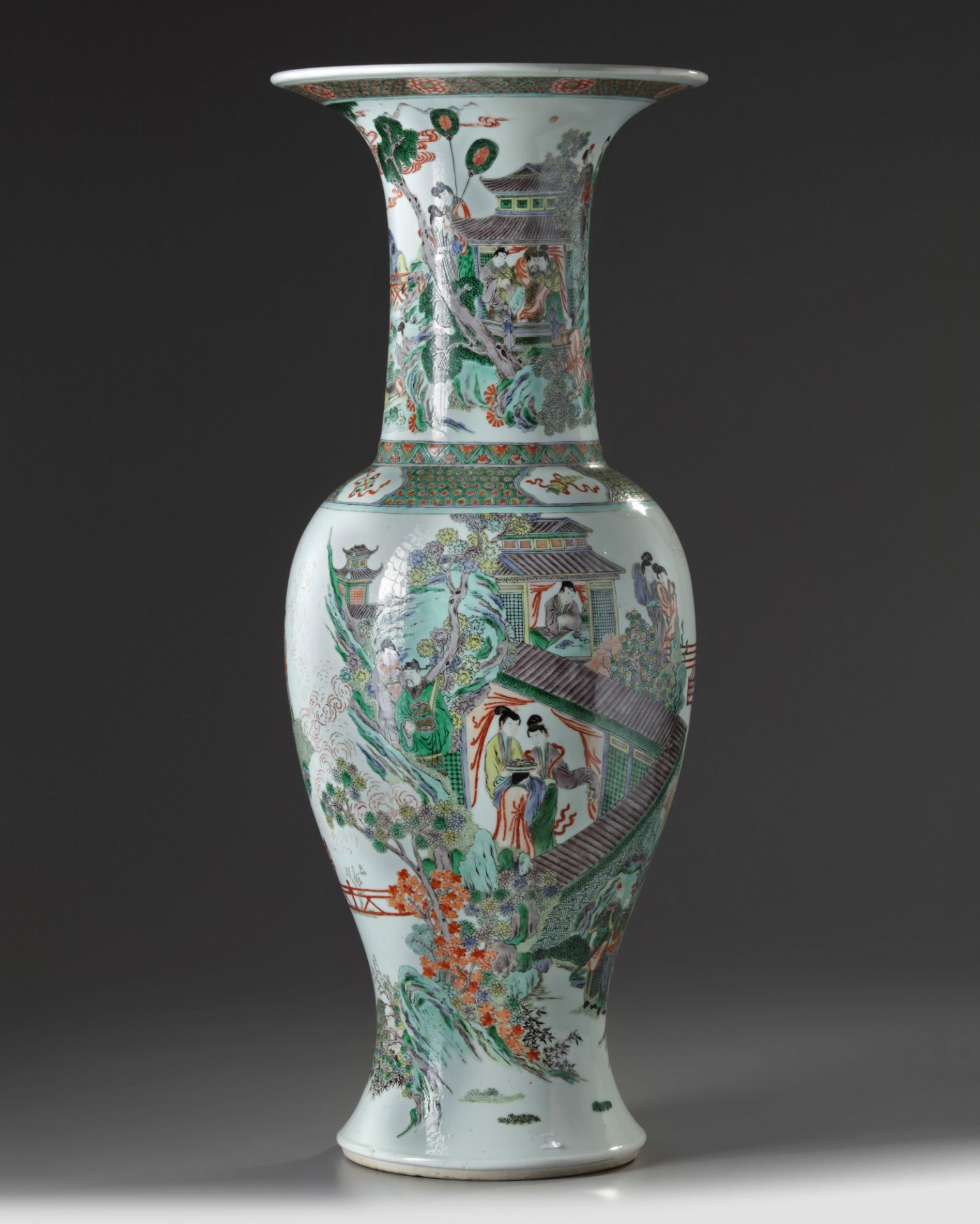 A CHINESE FAMILLE VERTE 'FIGURAL' PHOENIX TAIL VASE, 19TH CENTURY