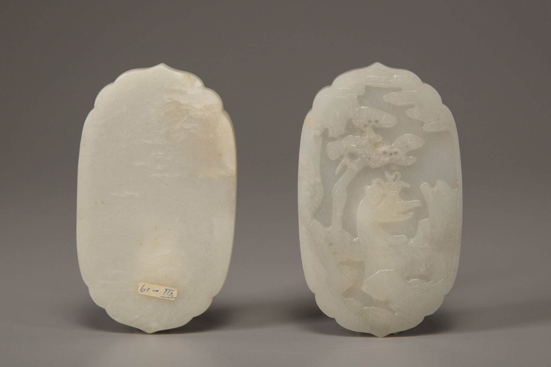 A CHINESE WHITE JADE BOX AND COVER, 18TH CENTURY - Bild 2 aus 9