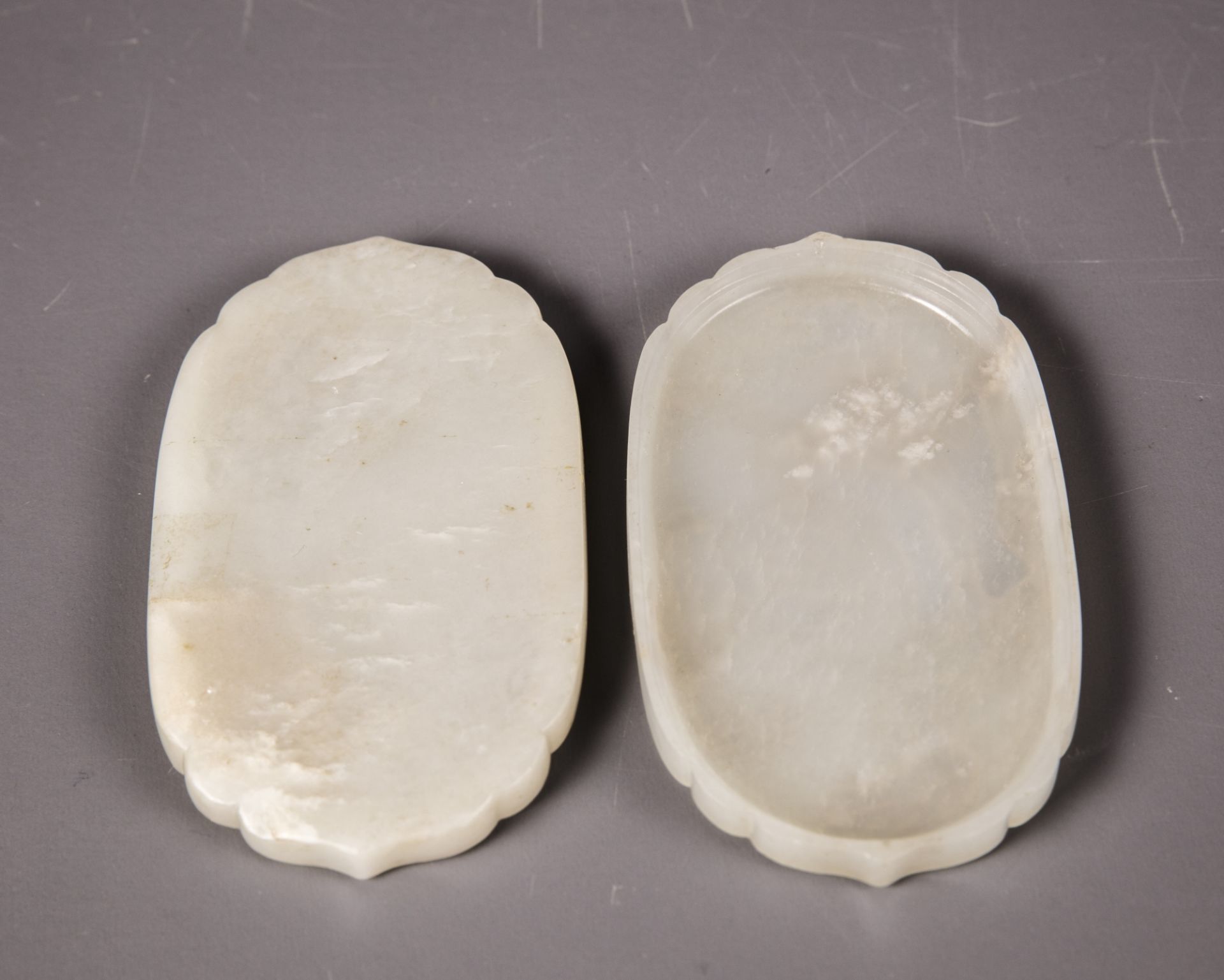 A CHINESE WHITE JADE BOX AND COVER, 18TH CENTURY - Bild 5 aus 9