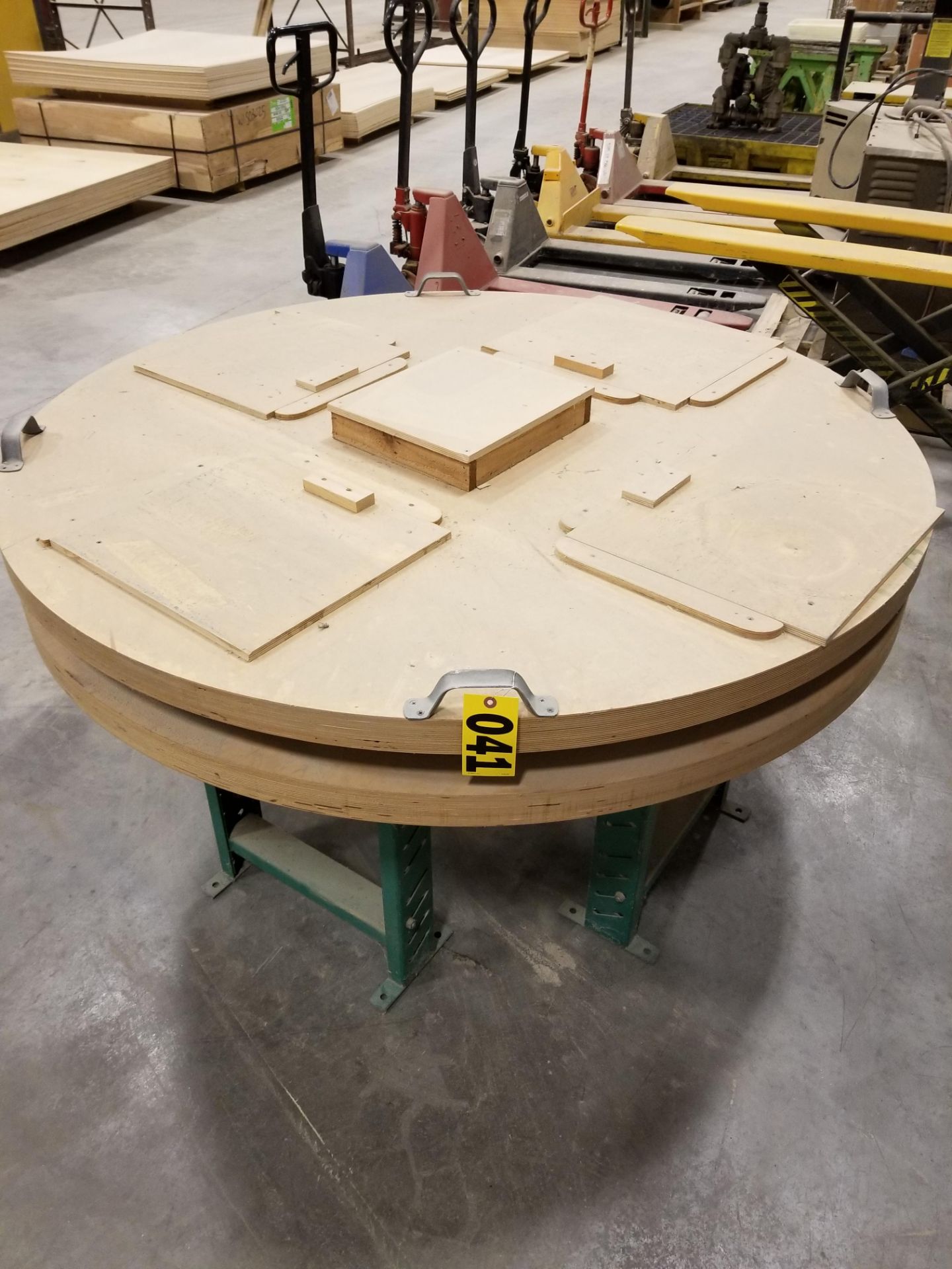 Manual spinning table - 5' diameter