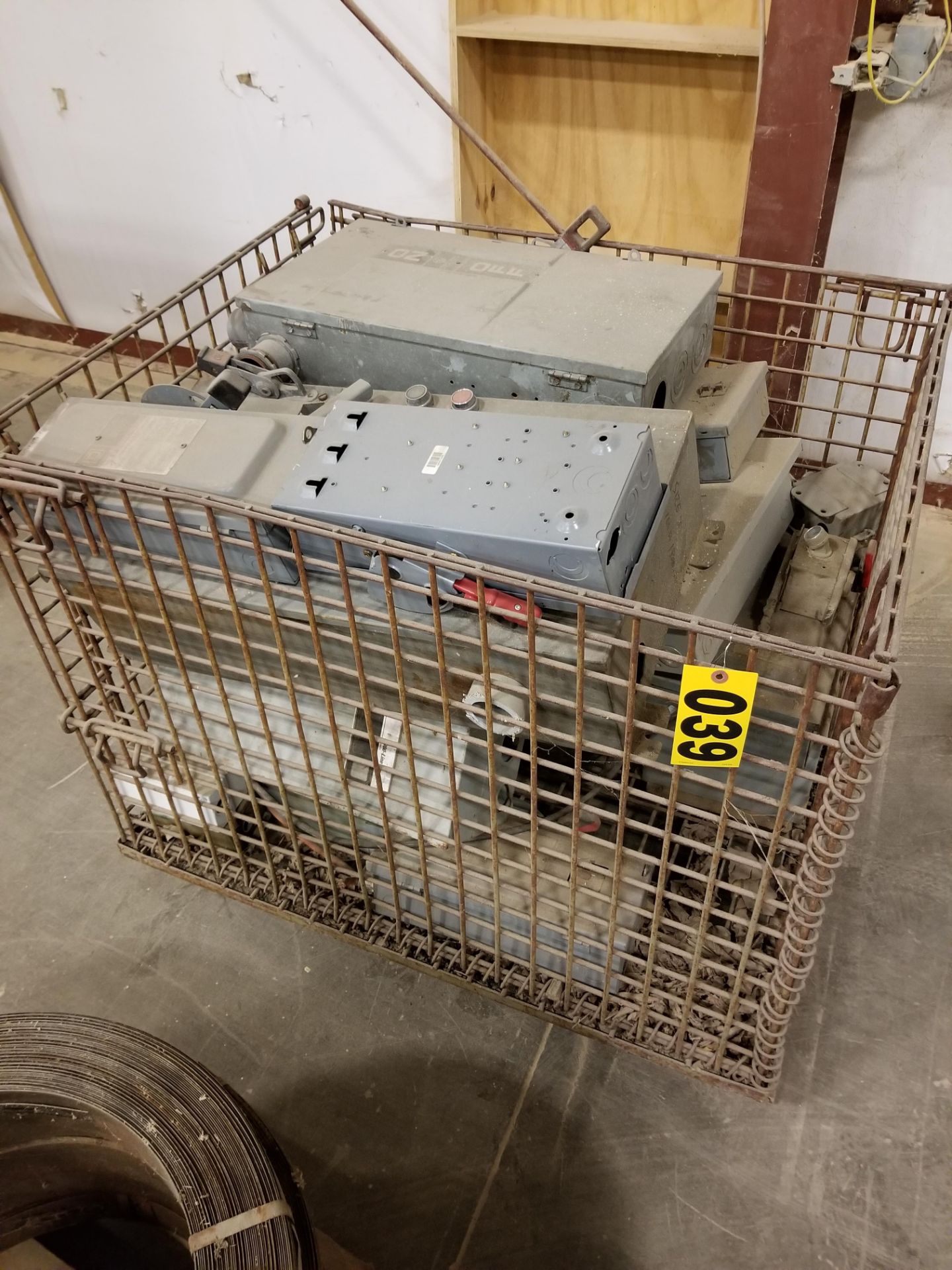 Wire bin w/electrical disconnects & misc boxes