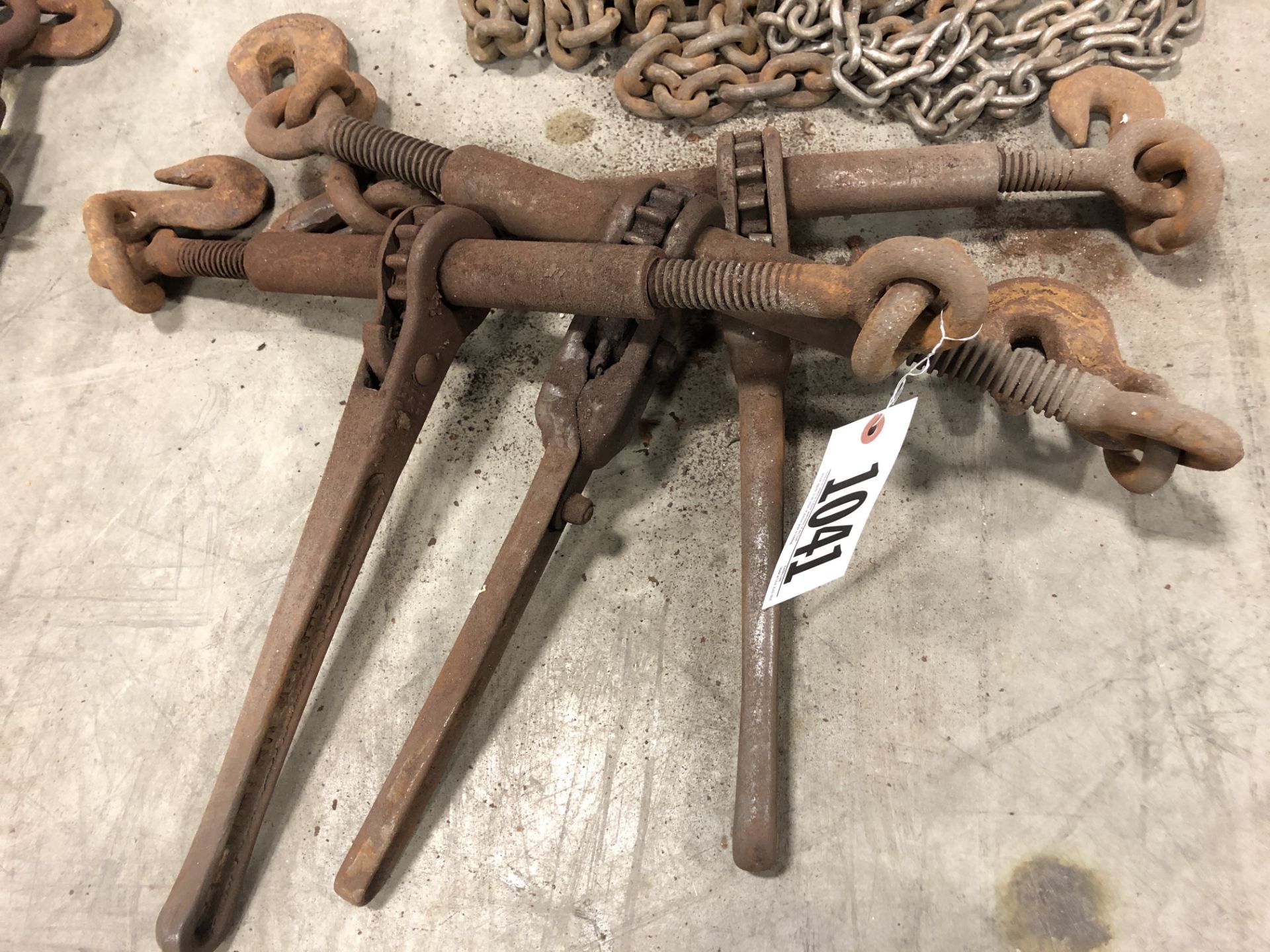 Lot of 3 ratchet chain binders