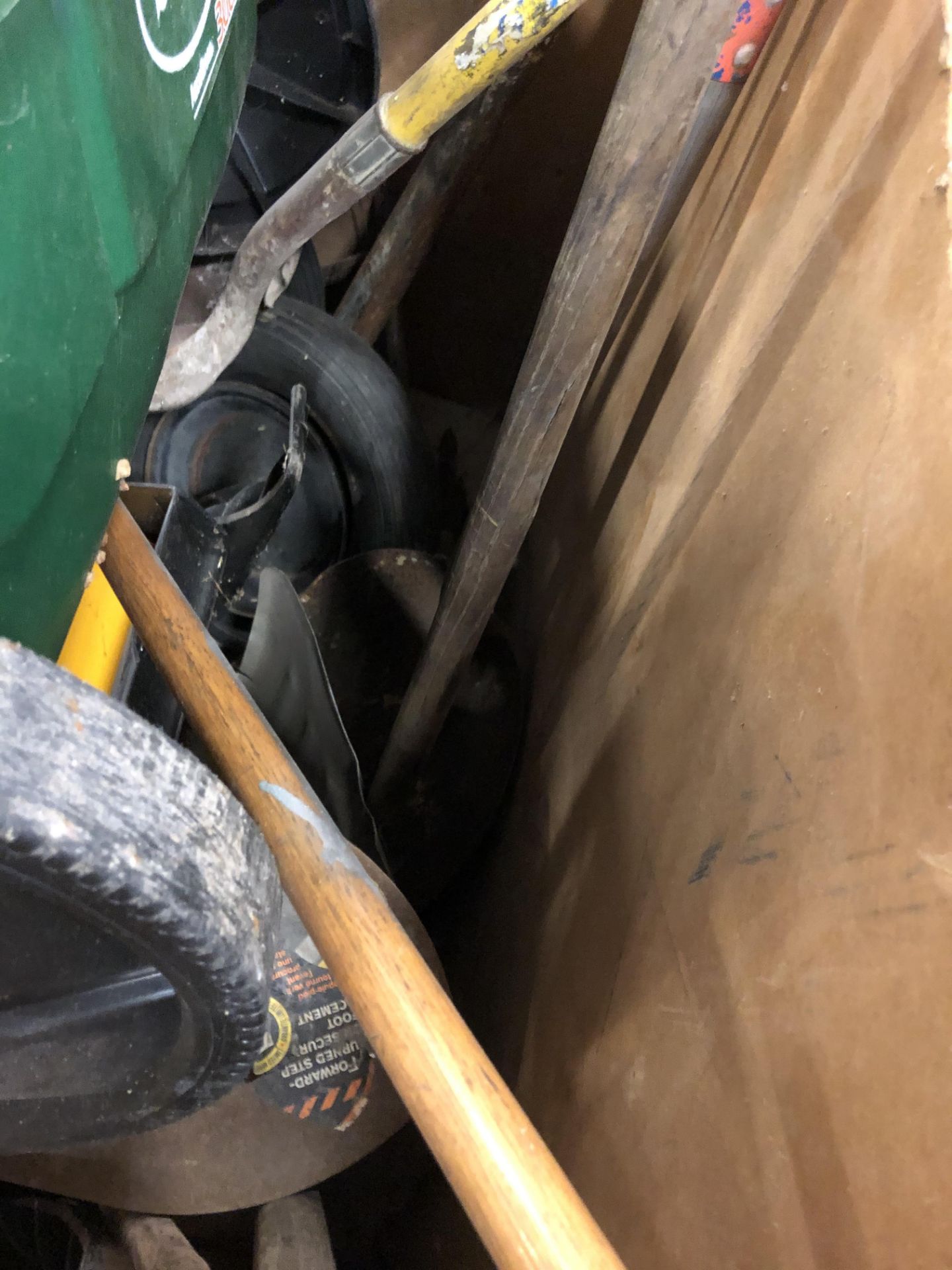 Gaylord box of landscaping hand tools shovels spreader take an iron’s and etc. - Image 7 of 10