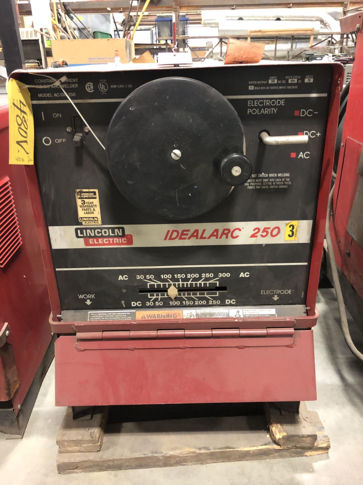 Lincoln Idealarc 250 250 amp welder, single Phase