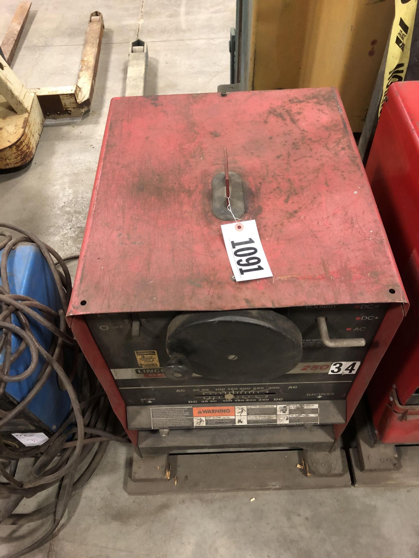 Lincoln Idealarc 250 250 amp welder, single Phase - Image 2 of 2