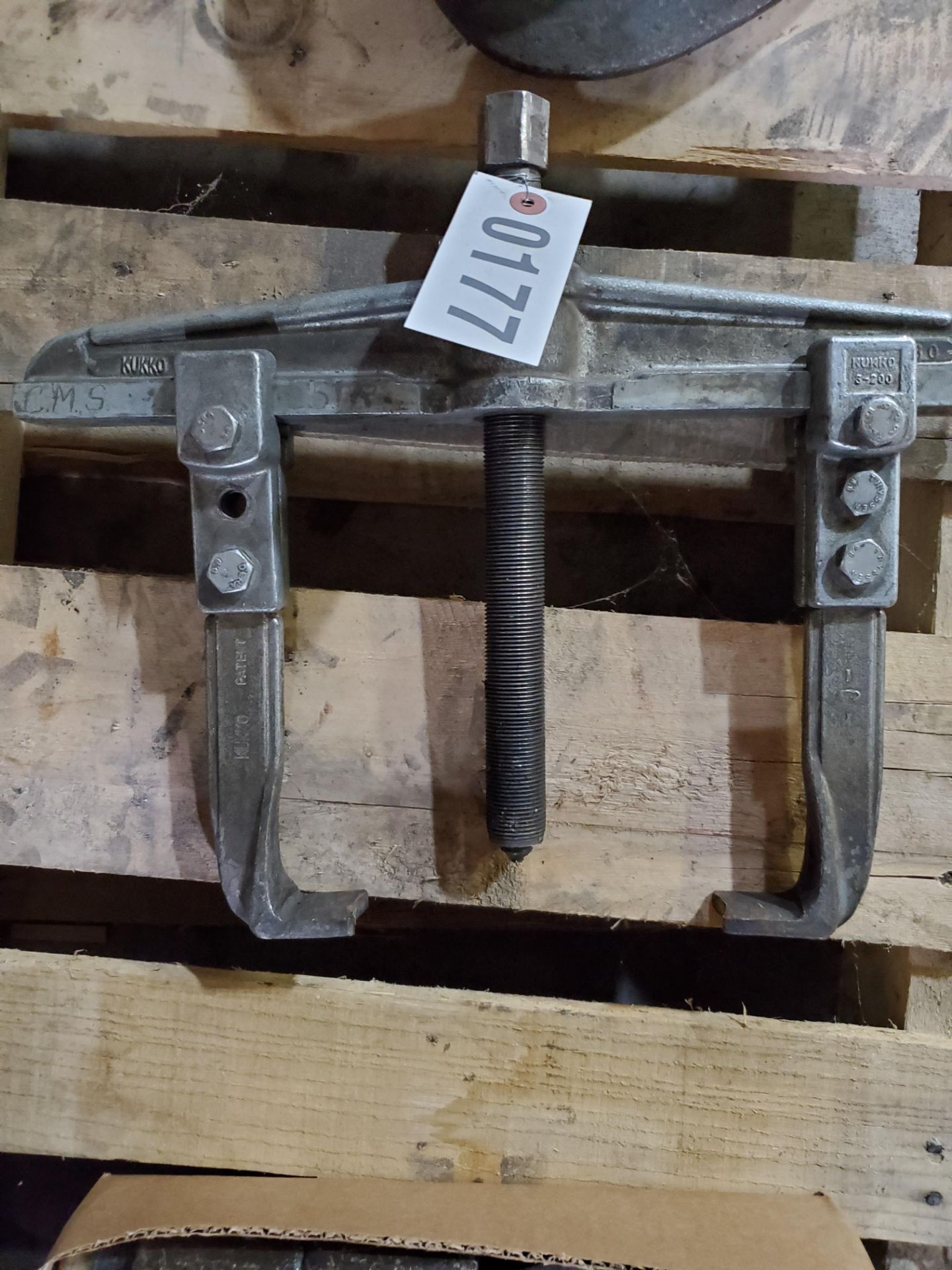 4" to 16" 2-Jaw Puller