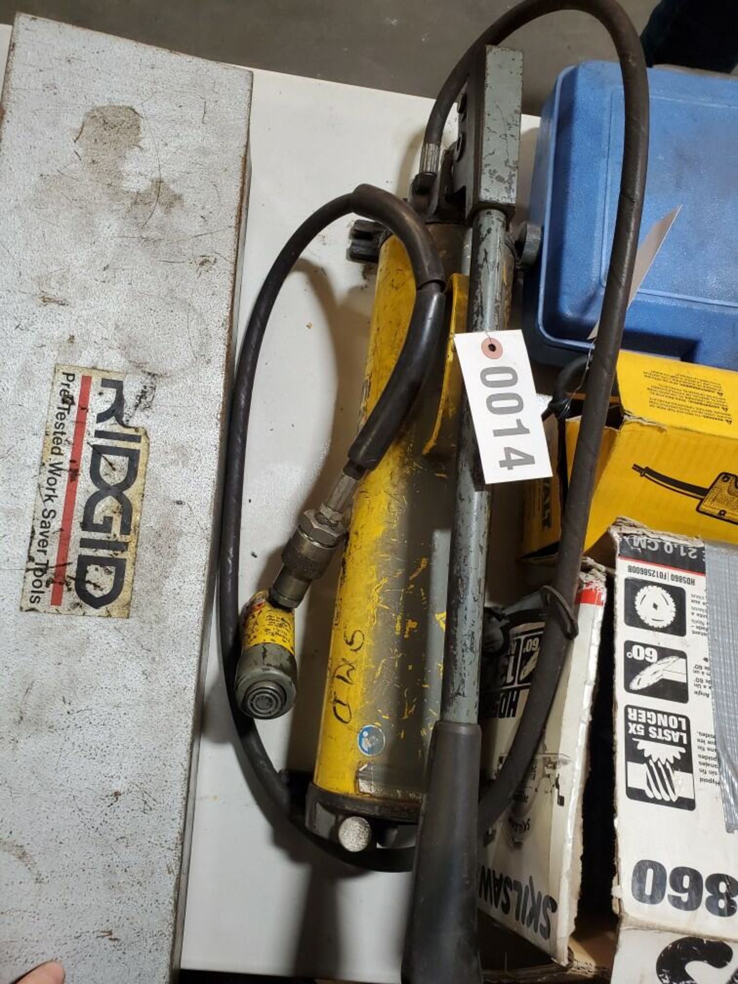 Enerpac Hydraulic Hand Pump