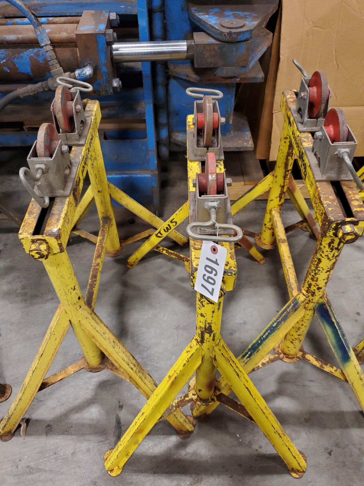 Sumner Adjust-a-Roll Pipe Stands (3pcs)