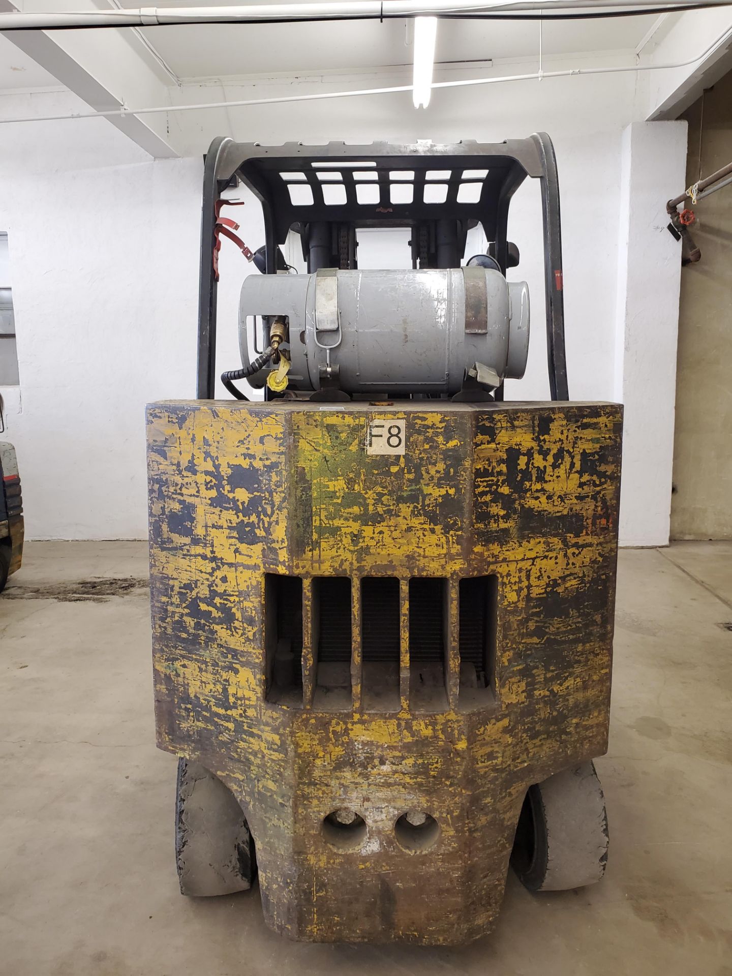 Yale Propane Forklift - Image 4 of 5