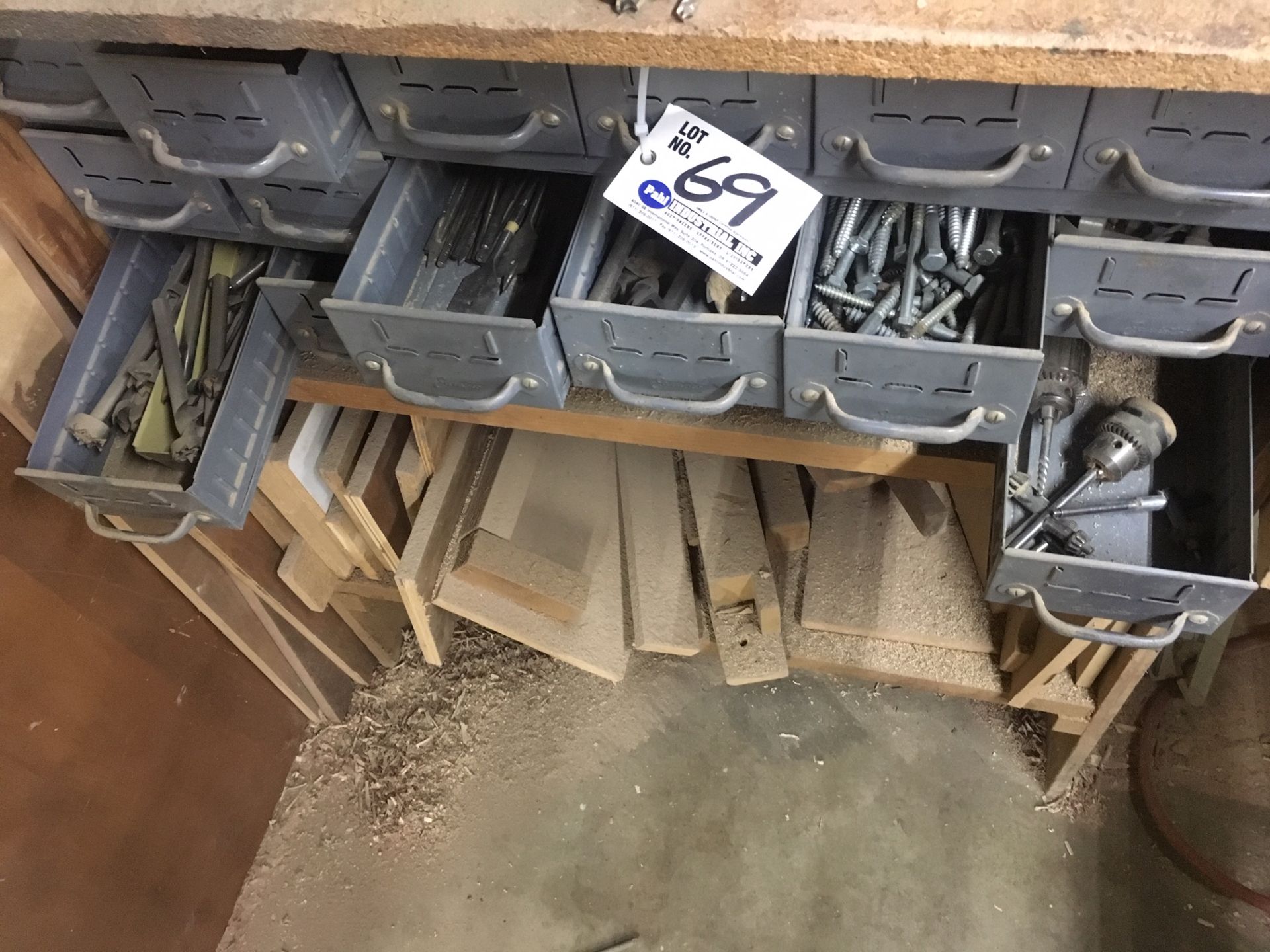 18-Drawer cabinet with assorted Drill Bits, Forstner bits, hardware etc. - Image 2 of 3