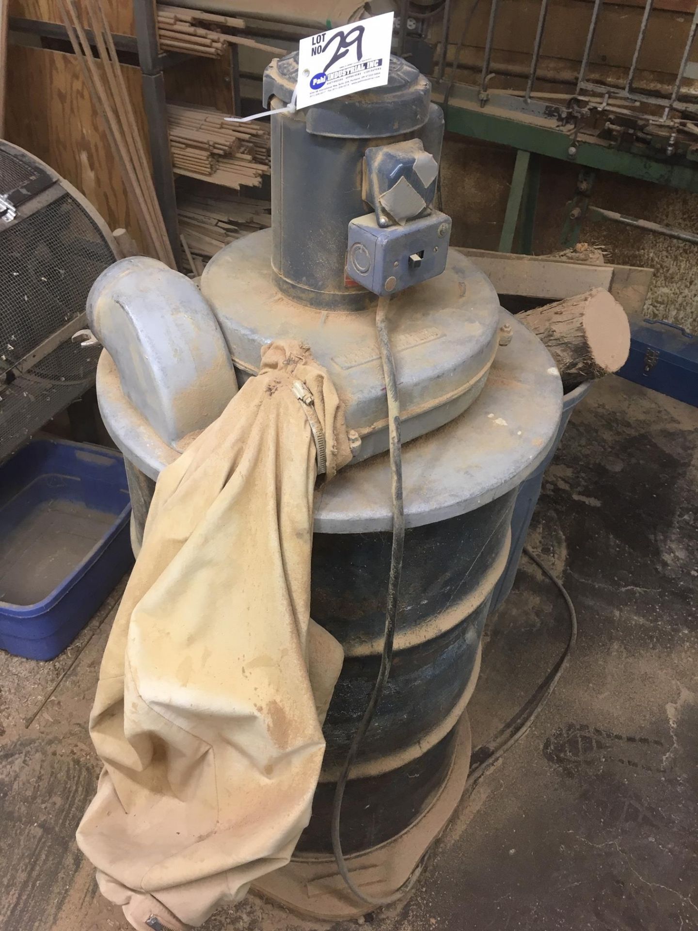 Dust-Master 100 Barrel Top Dust Collector