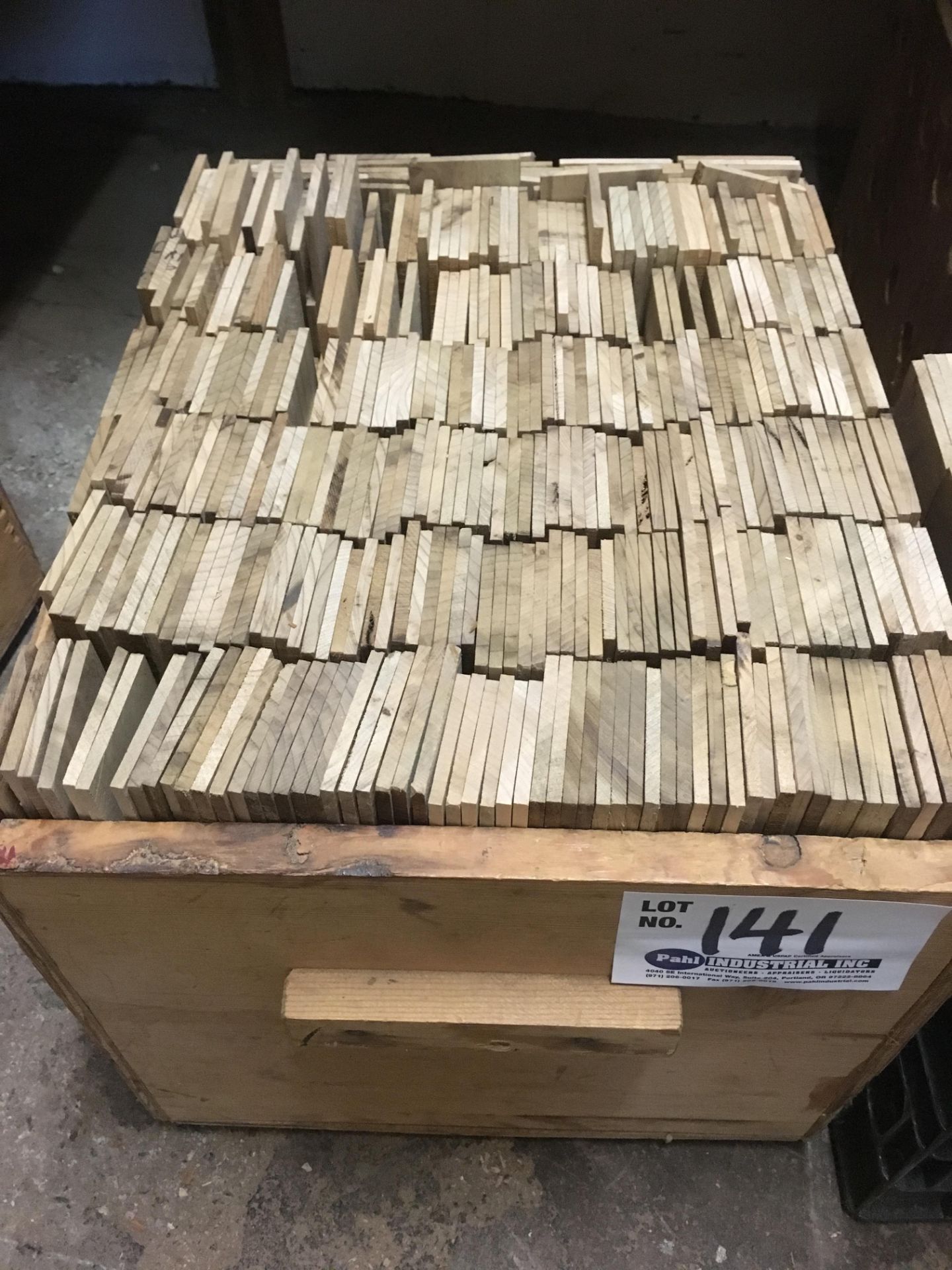 1 Box 12" x 3" x .200" Myrtlewood stock