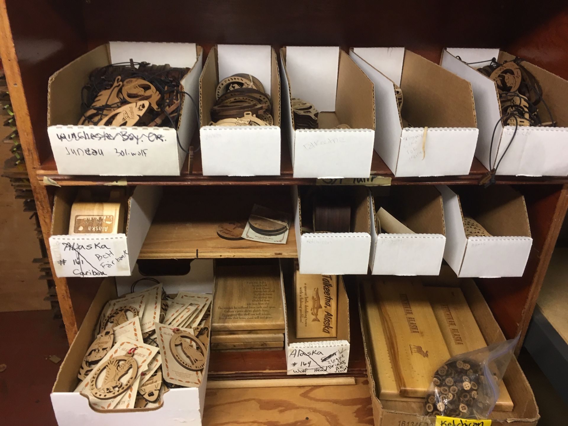 Assorted Alaska Decorations with 2 wooden shelving units - Image 3 of 5