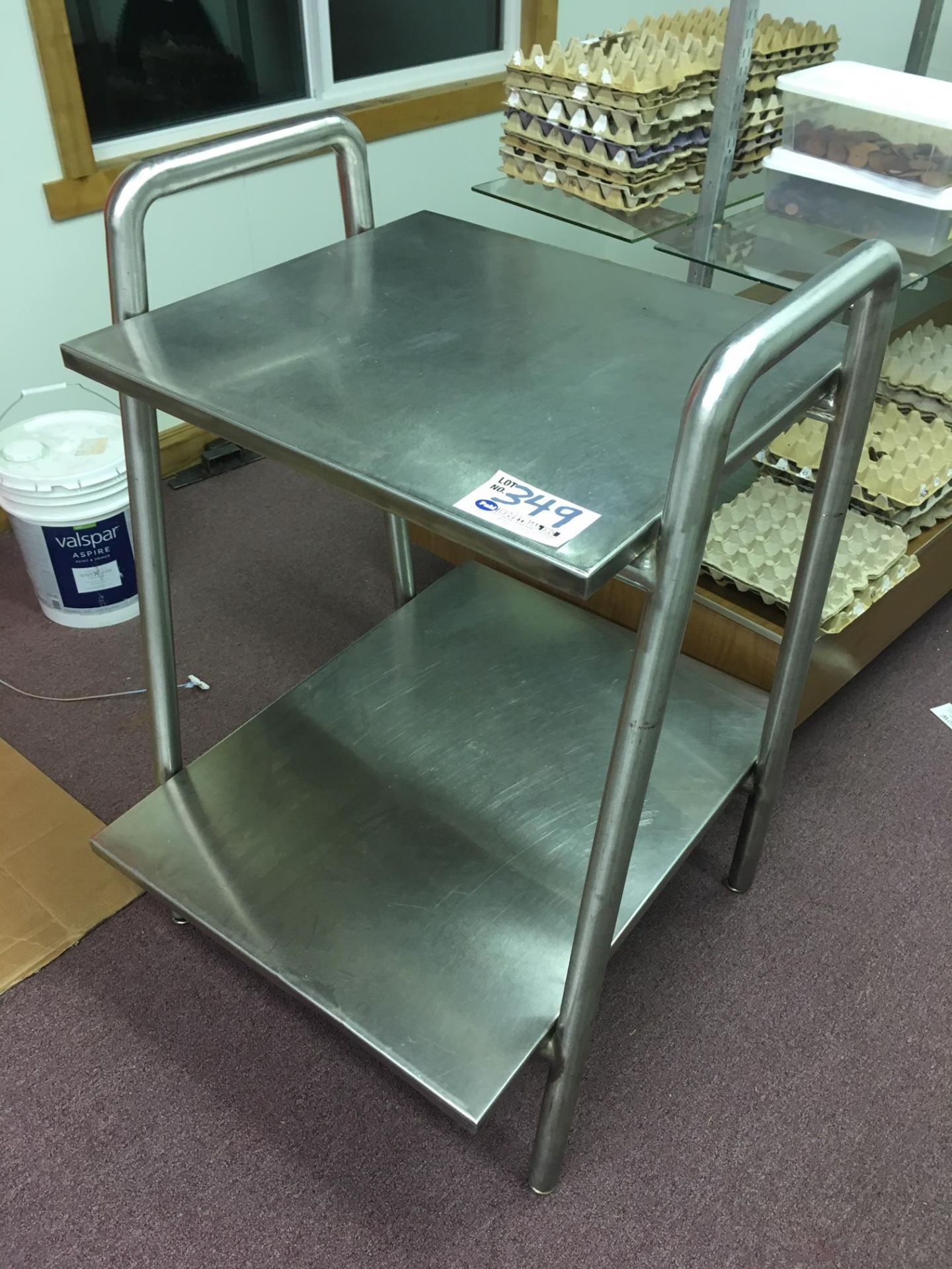 34" x 26" and 24" x 26" 2-Level Stainless Steel Display Stand