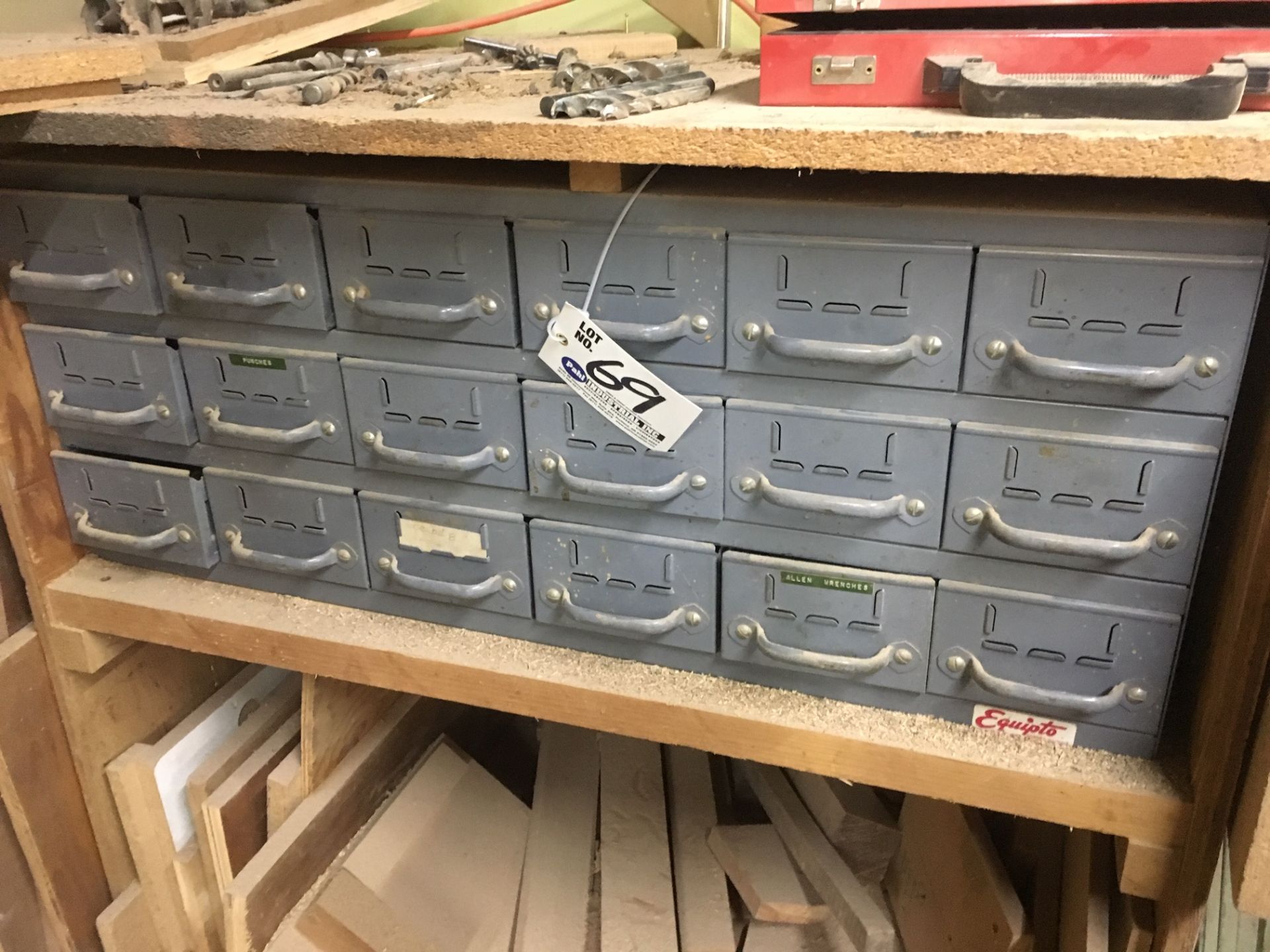 18-Drawer cabinet with assorted Drill Bits, Forstner bits, hardware etc.