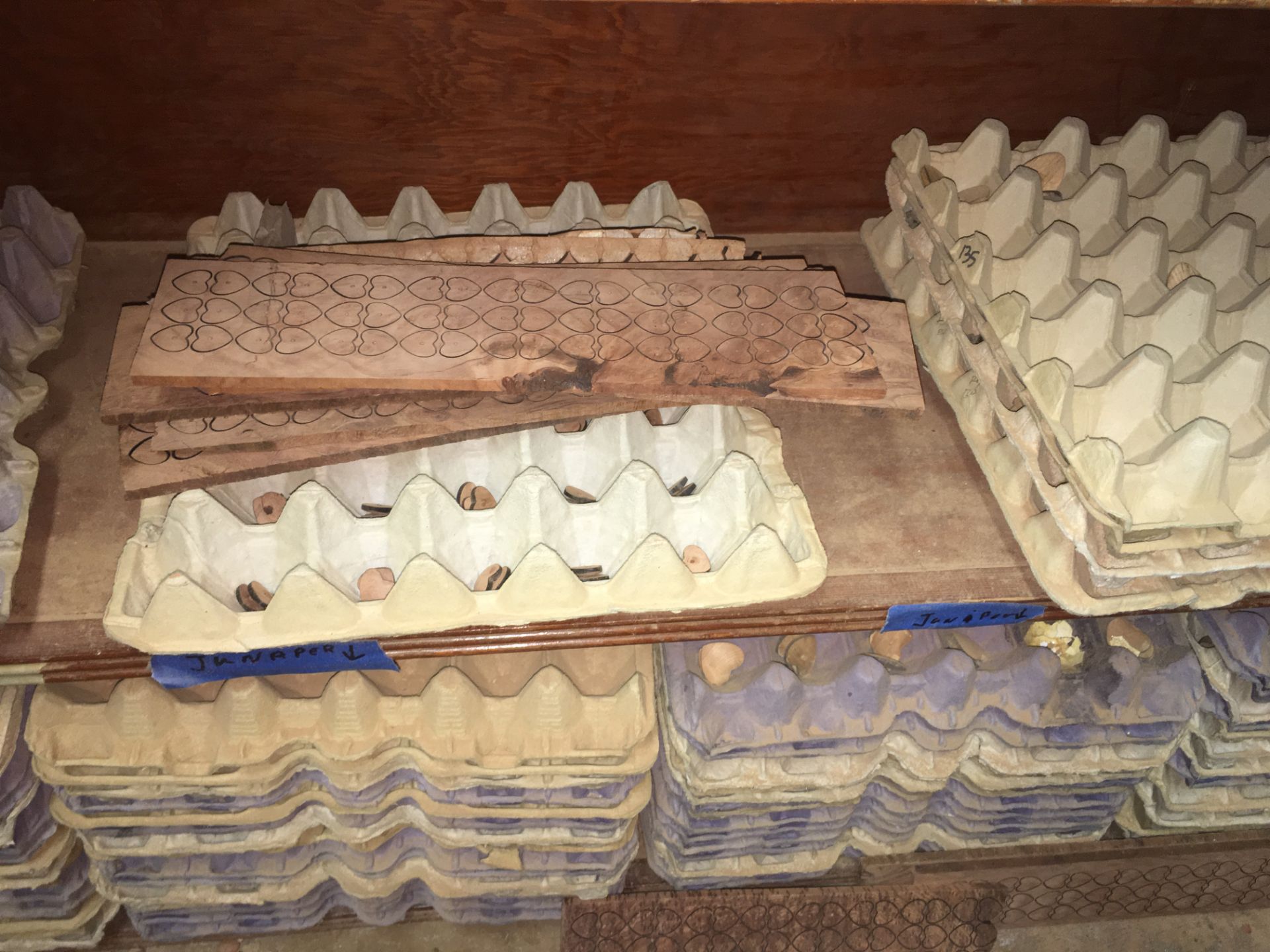 6-Level Wood shelf filled with Laser cut profiles, unfinished - Image 3 of 4