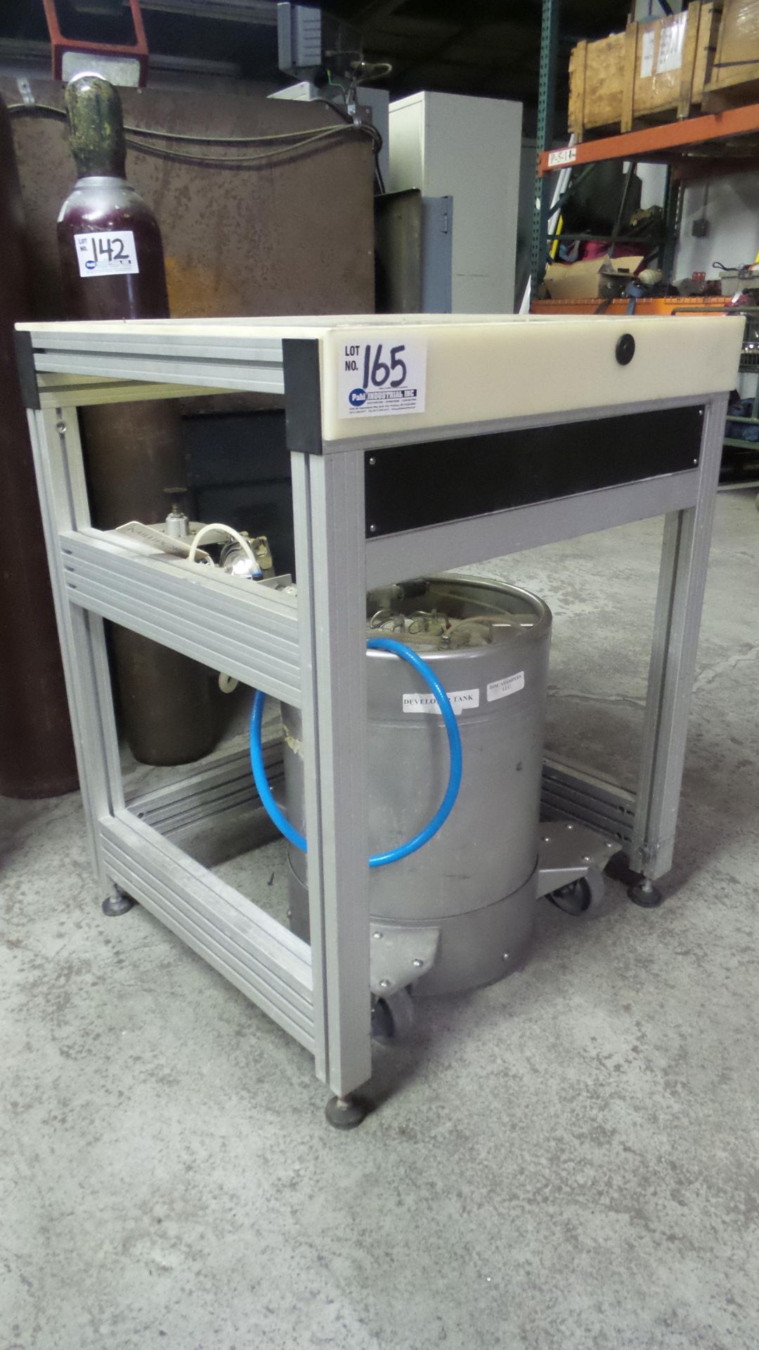 Millipore Pressurized Fliud Tank and Distribution System