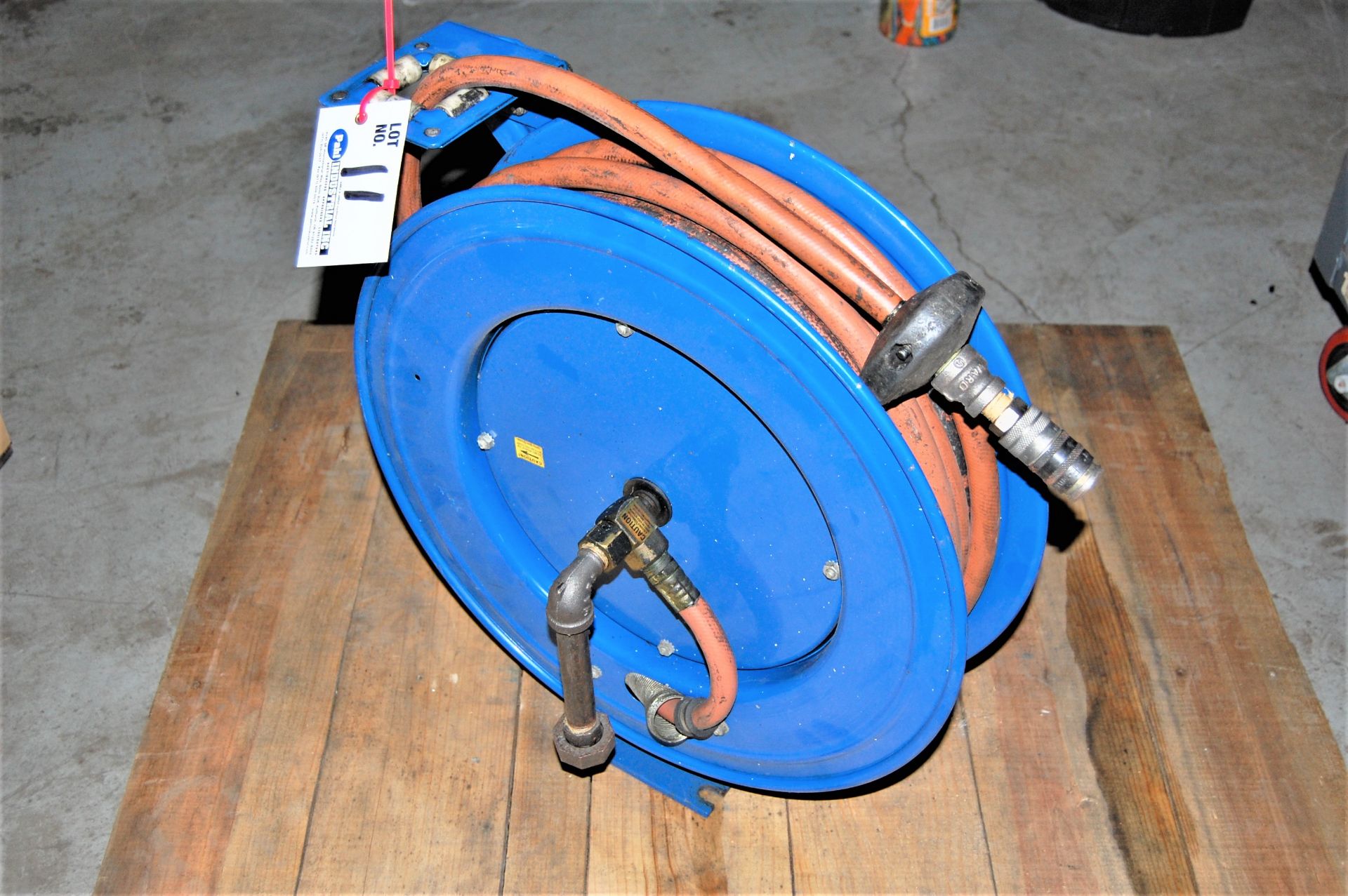 Coxreels Retractable Air Hose Reel