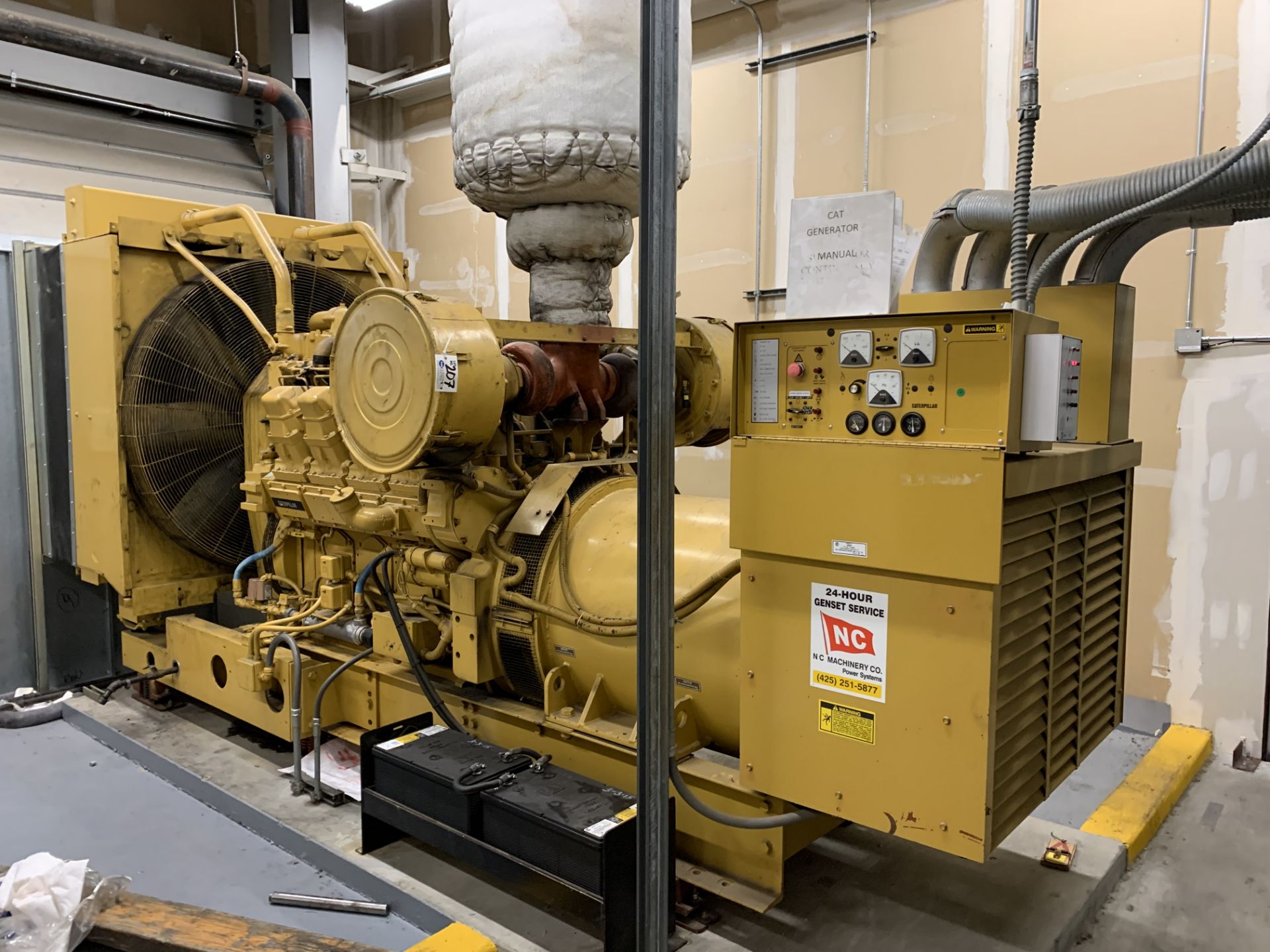 CAT 3508 750 KVA skid mounted Genset w/500 gallon diesel tank