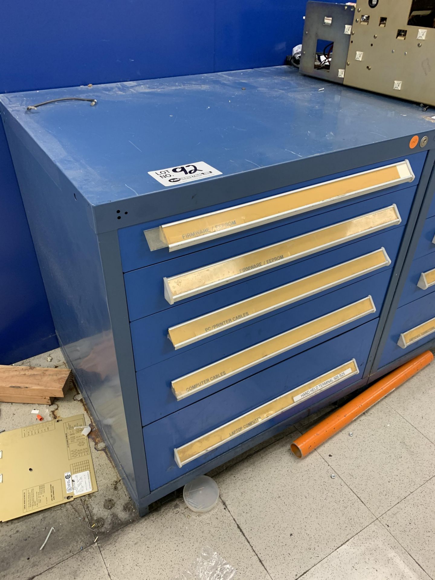 5 drawer Tool Cabinet w/firmware and assorted wiring