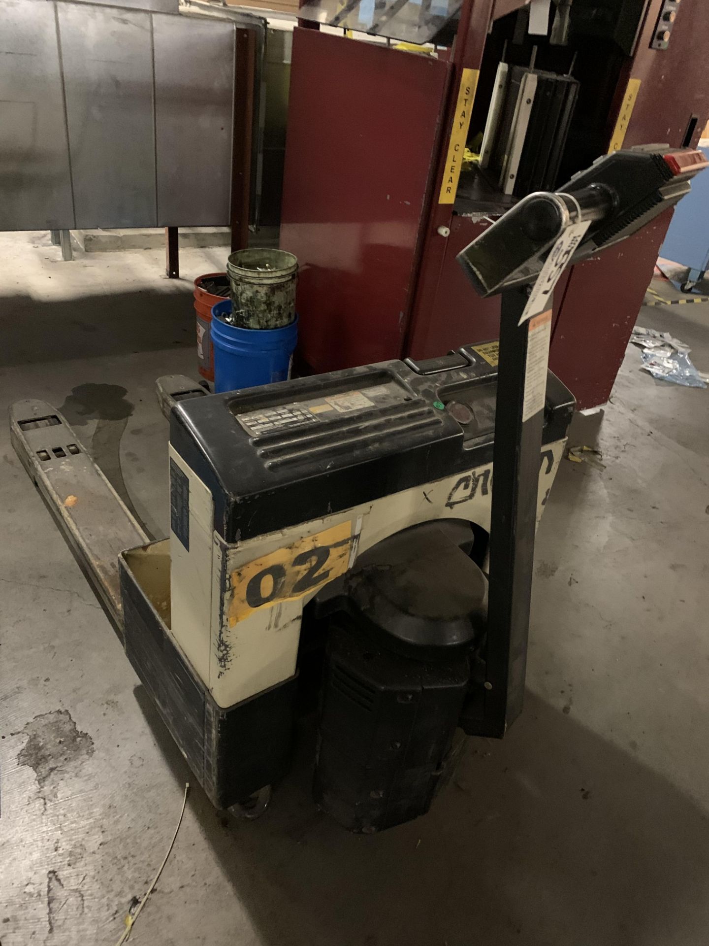 Crown 4000 lb. Electric Pallet Jack