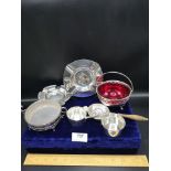 Selection of good quality Silver plated wares.
