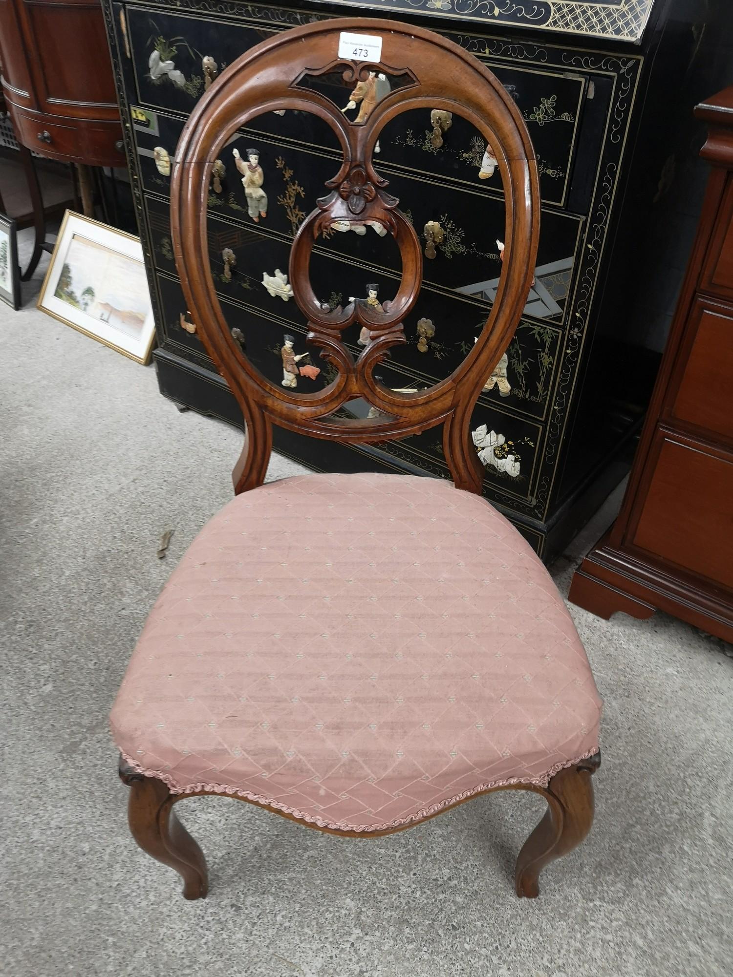 Stunning victorian parlour chair with pink silk upholstery. - Image 2 of 3