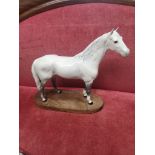 Large Beswick dapple grey hunter horse from connoisseurs series.