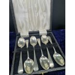 Set of 6 silver Hall marked London spoons makers Francis Higgins II. 126 grams.