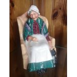 Royal doulton figure forty winks. Hn1974