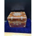 Victorian tea caddy with brass bounding.