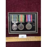 3 World War two medals to include territorial medal to f hinde 2584598. In fitted display.