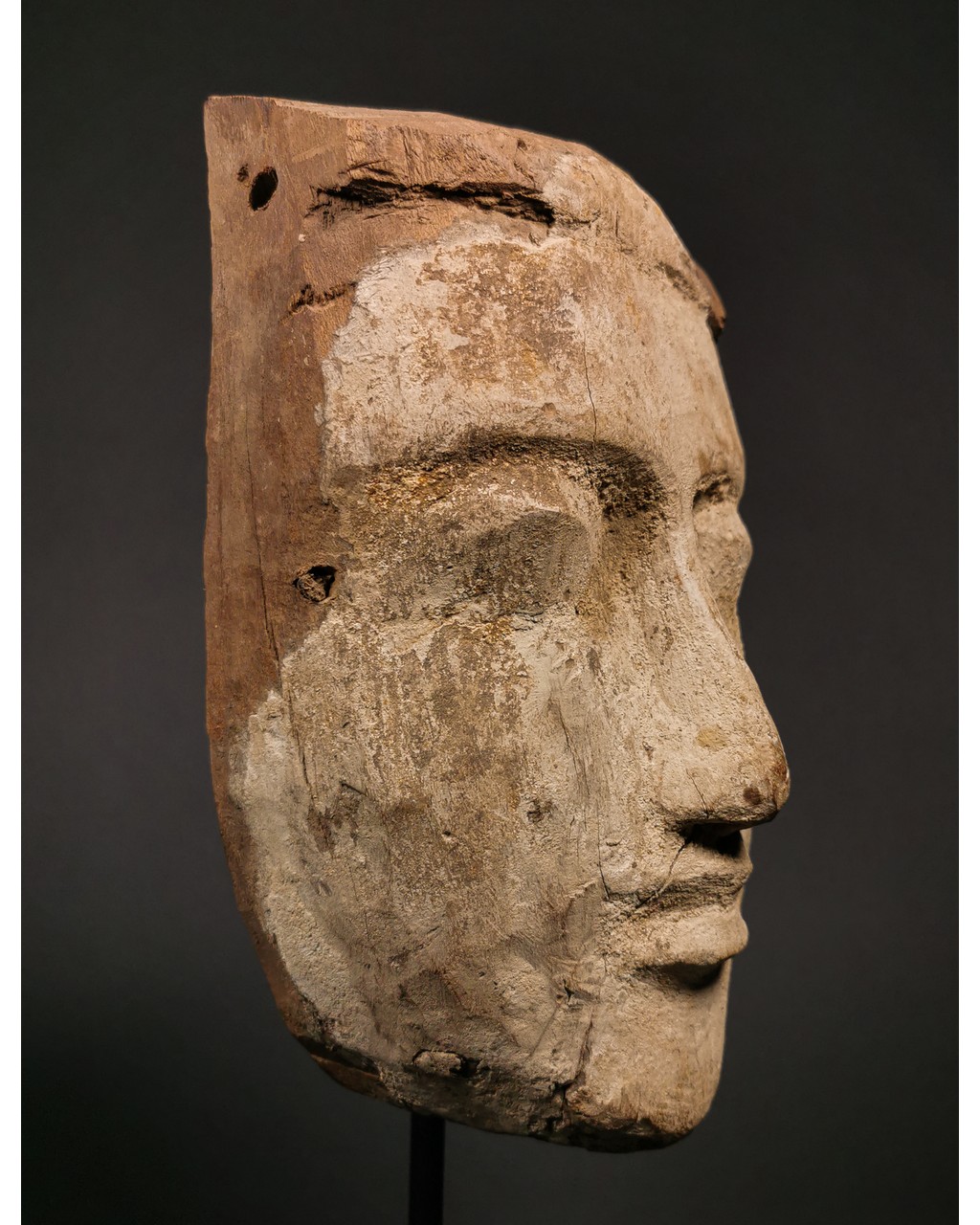 EGYPTIAN WOODEN MASK ON STAND - Image 6 of 7