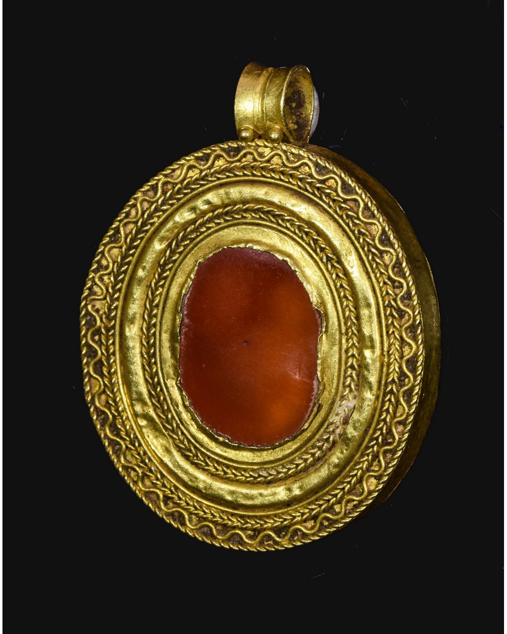 GREEK GOLD BOX PENDANT WITH CARNELIAN STONE - Image 2 of 3