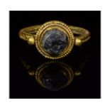 MEDIEVAL GOLD RING WITH CABOCHON