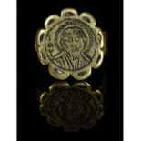 BYZANTINE GOLD AND NIELLO RELIGIOUS RING