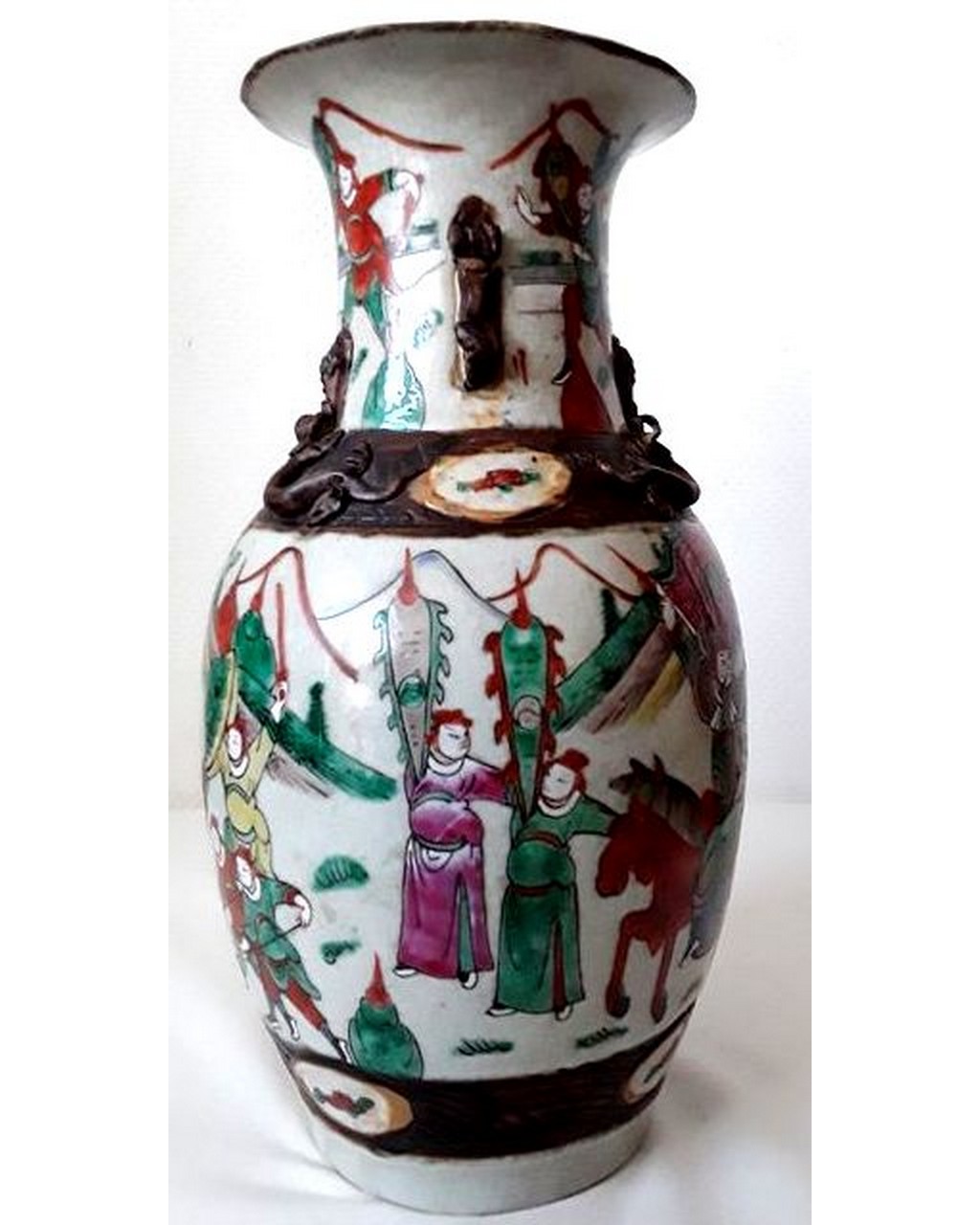 CHINESE NANKIN PORCELAIN VASE