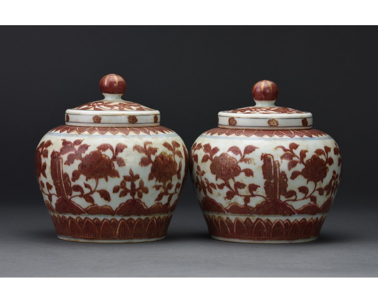 PAIR OF CHINESE IRON-RED GINGER JARS